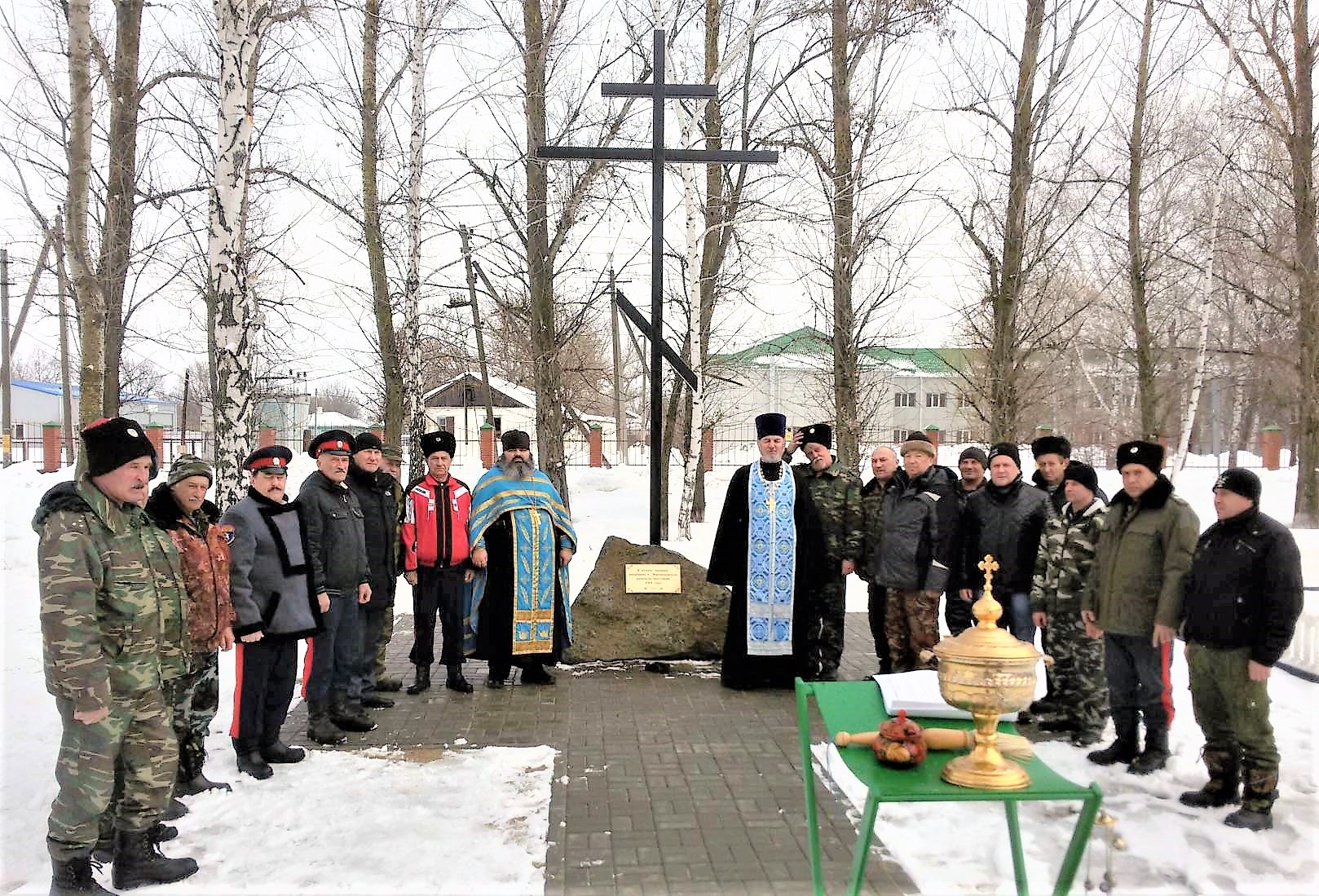 Станица шумилинская ростовская. Памятник ст. Убеженской. Станица Шумилинская Ростовская область. Кладбище ст. Убеженской. Церковь станица Убеженская.